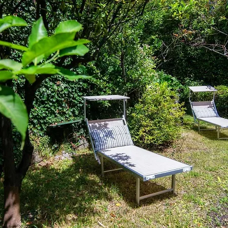 Lägenhet Lemon Tree Lake View
